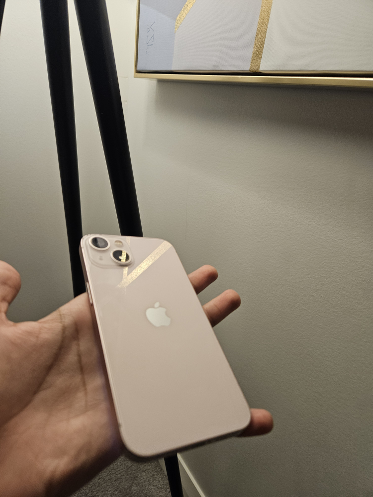 iPhone 13 128GB - Rose Gold - photo 4