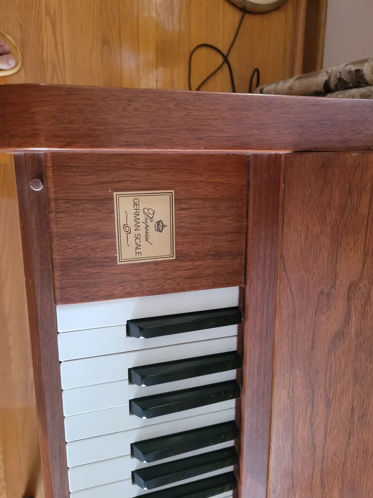 Samick Upright Piano with Bench image indicator(7)