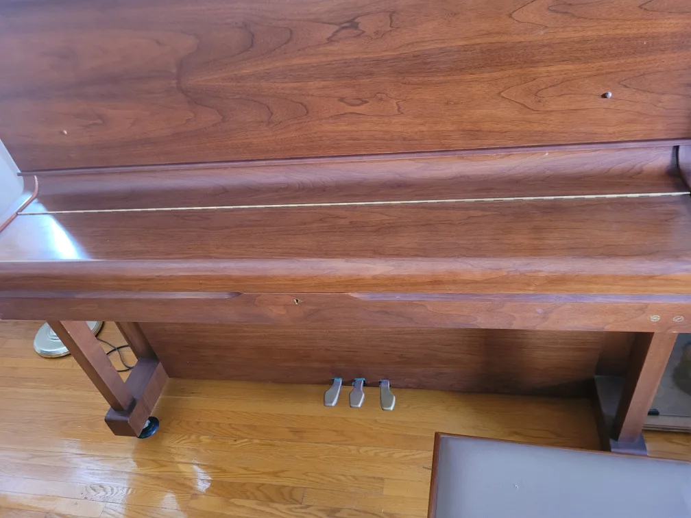 Samick Upright Piano with Bench image indicator(8)