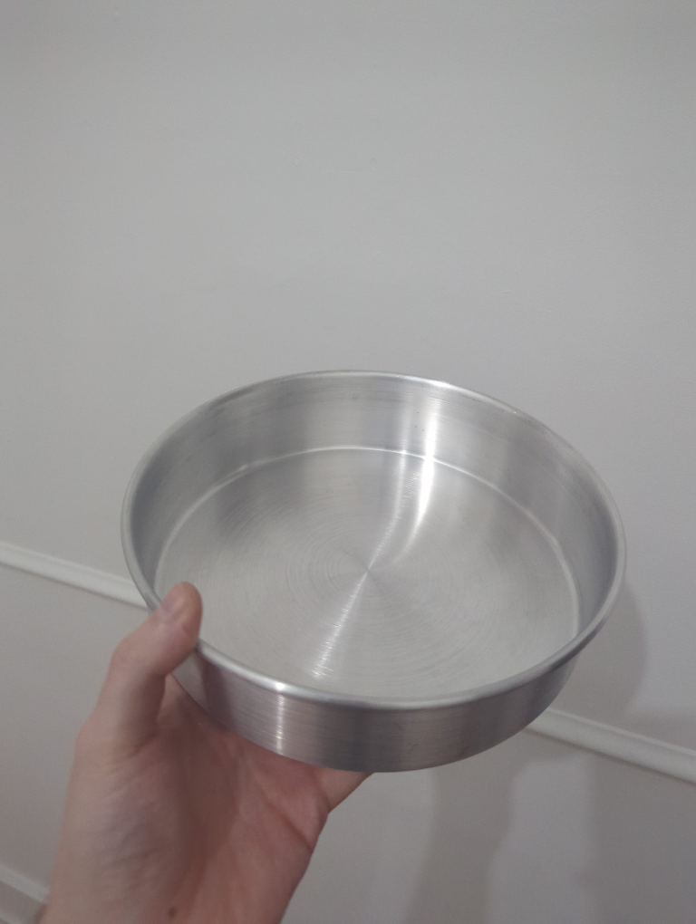 round cake pan