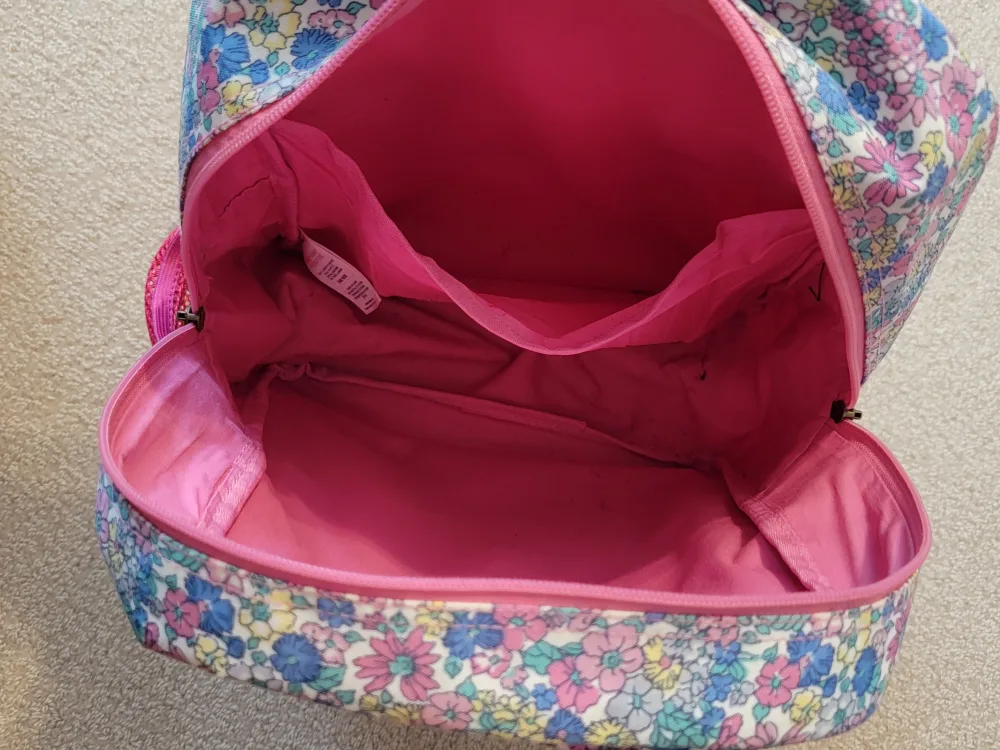 Joules UK girls floral backpack. image indicator(9)