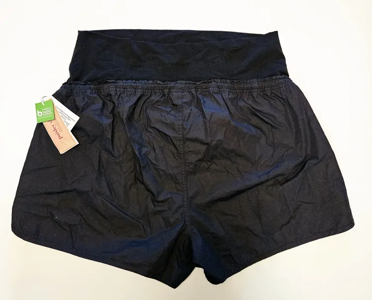 NEW Black maternity shorts - size large image indicator(2)