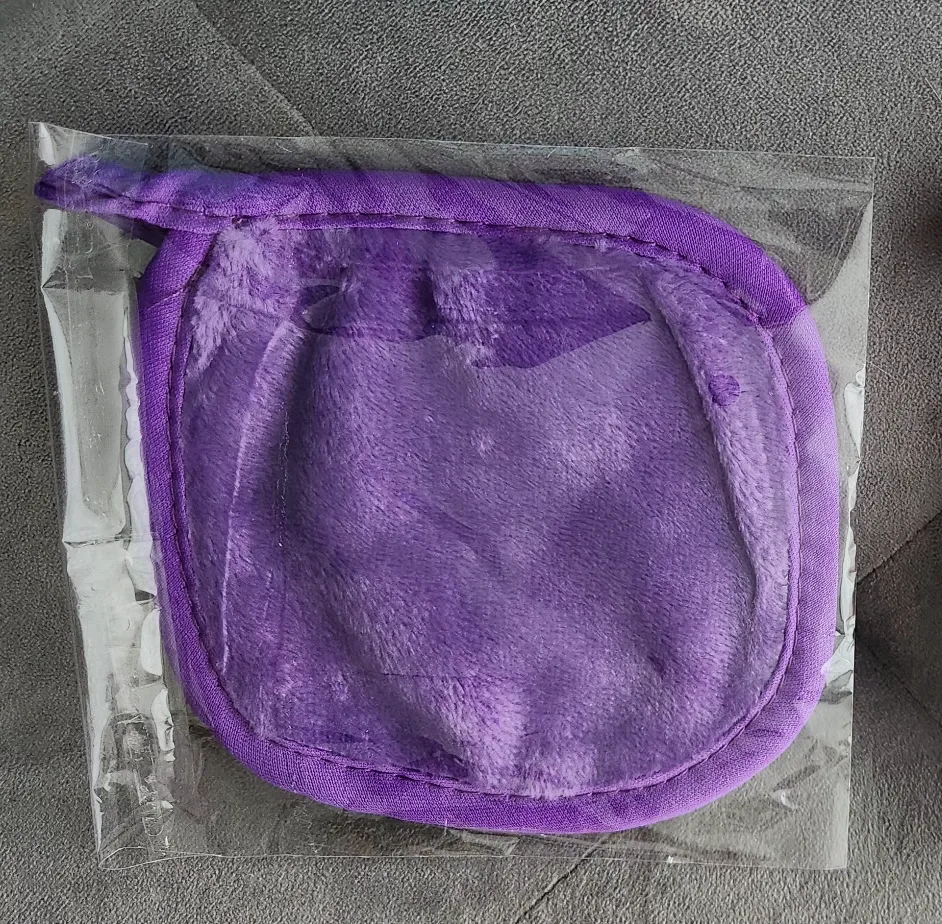 NEW Reusable Makeup Remover Cloths - Pink & Purple image indicator(9)