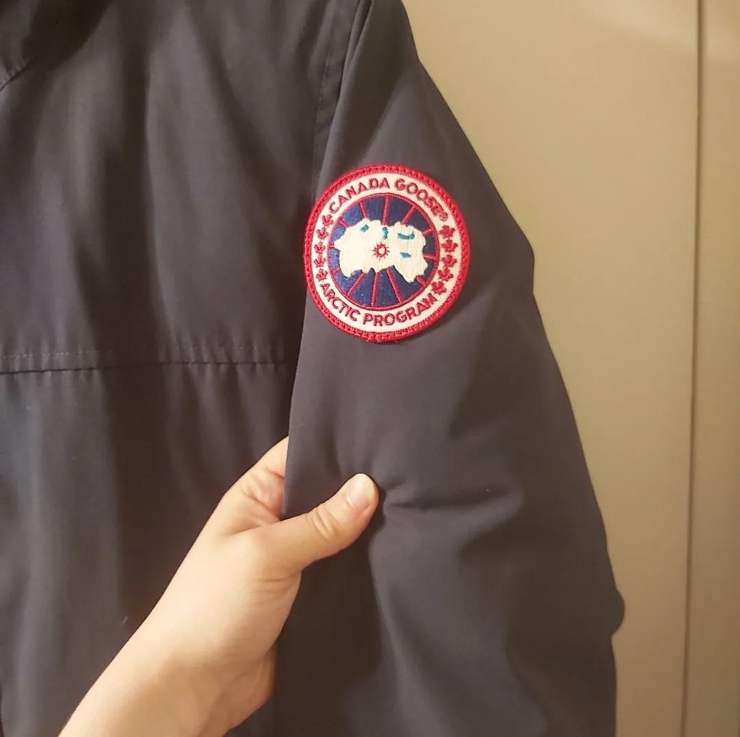 Canada Goose Navy Blue Winter Coat Size XS Men (S Women) image indicator(7)