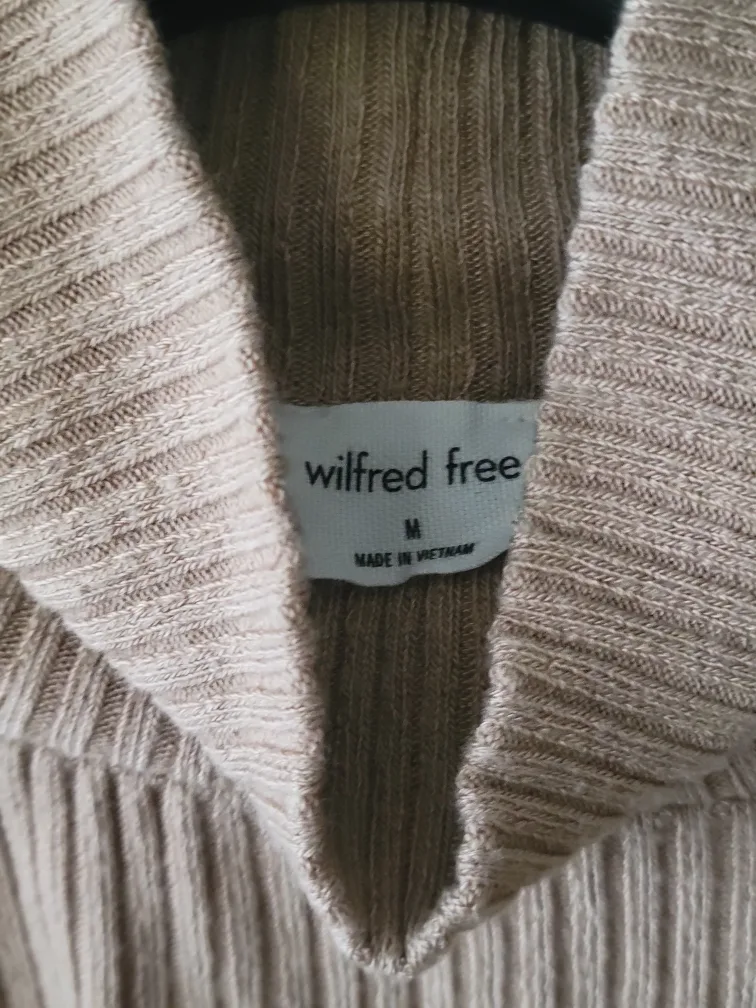 Wilfred Free Mock Neck Cropped Sweater - Size M image indicator(3)