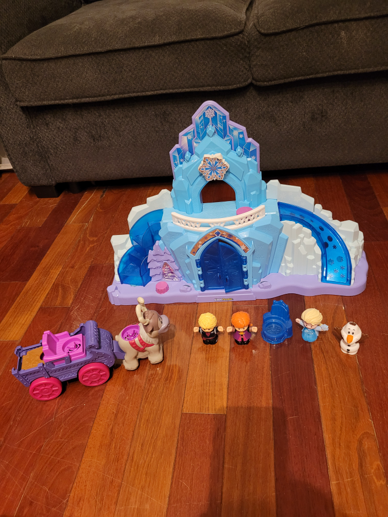 Little People Frozen Ice Castle Playset with Figures