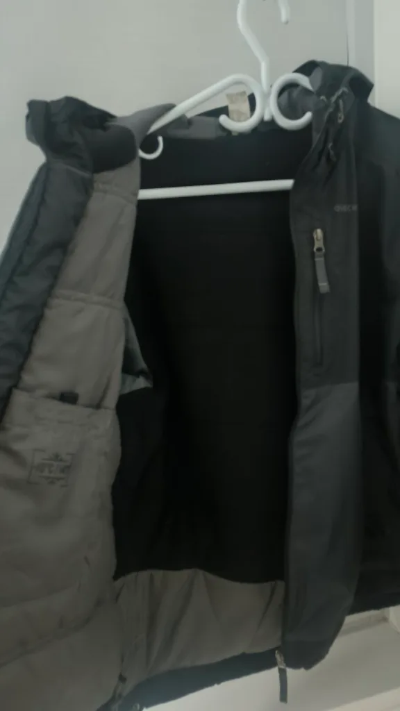 Quechua Men's Black Winter Jacket image indicator(5)