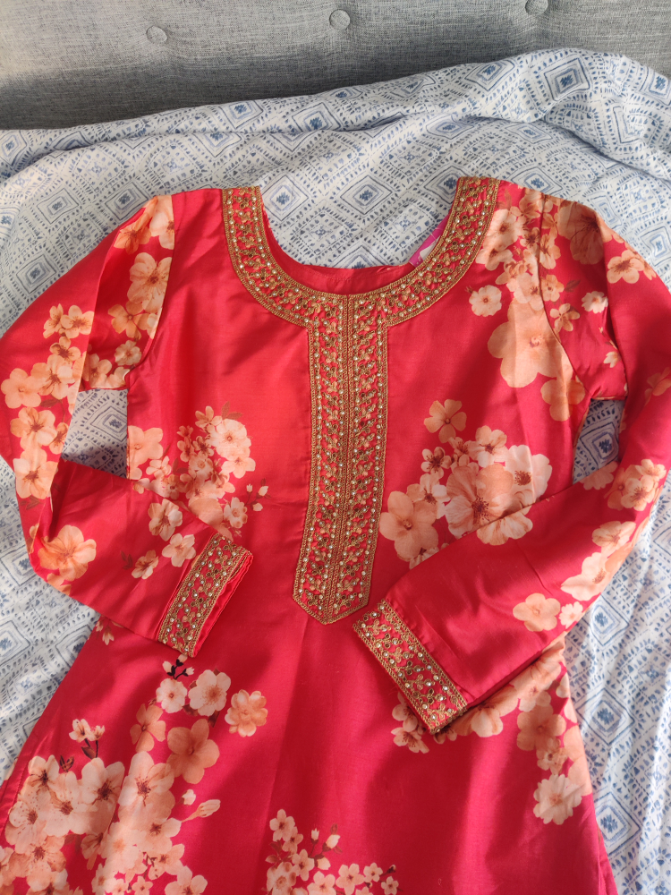 Floral Indian/Pakistani Shalwar Kameez Suit - photo 2