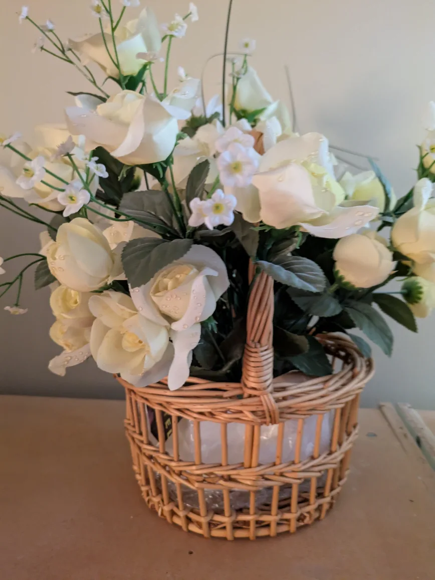 Artificial Flower Arrangement in Wicker Basket❄️ image indicator(2)