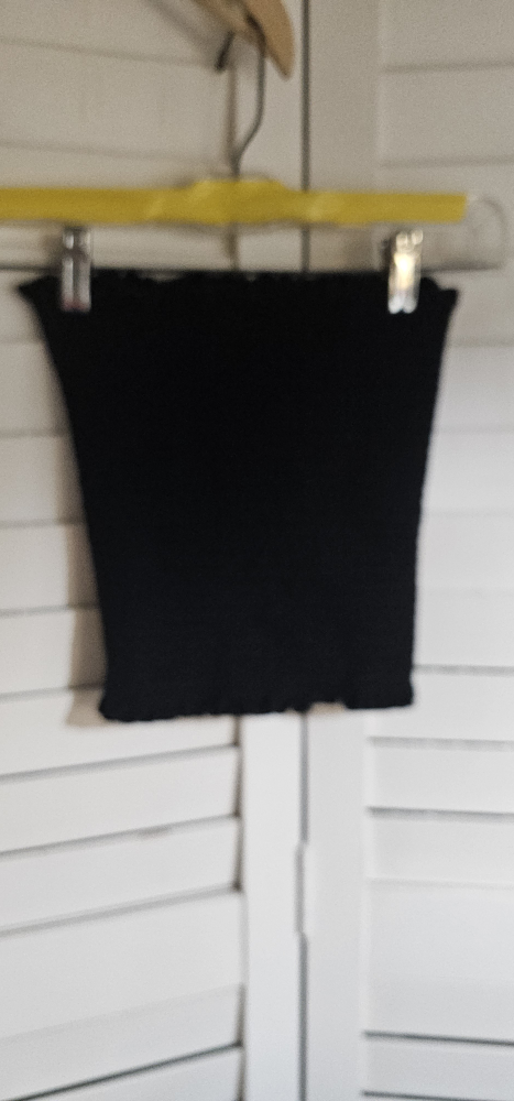 H&M Black Tube Top - Size XS🏈🏟️ 🏆