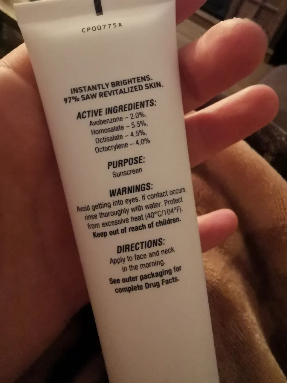 RoC Multi Correxion Revive + Glow Moisturizer SPF 30 image indicator(2)