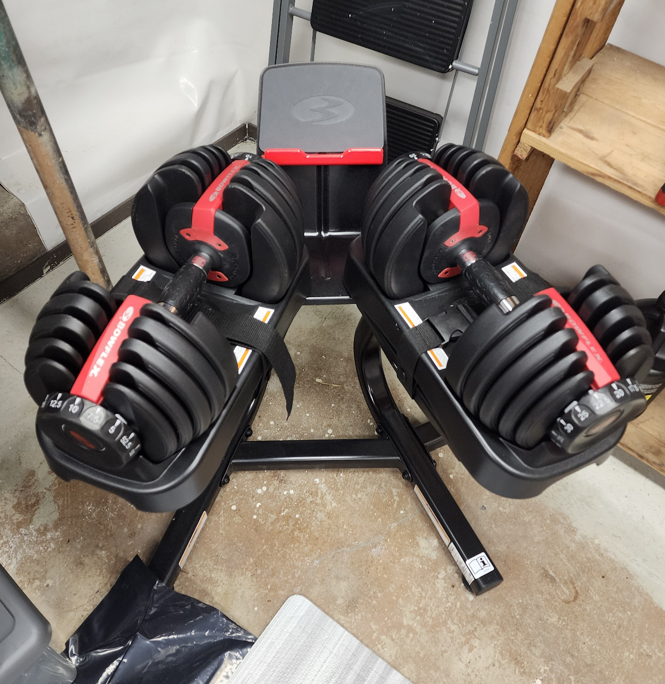 Bowflex SelectTech 552 Adjustable Dumbbells with Stand