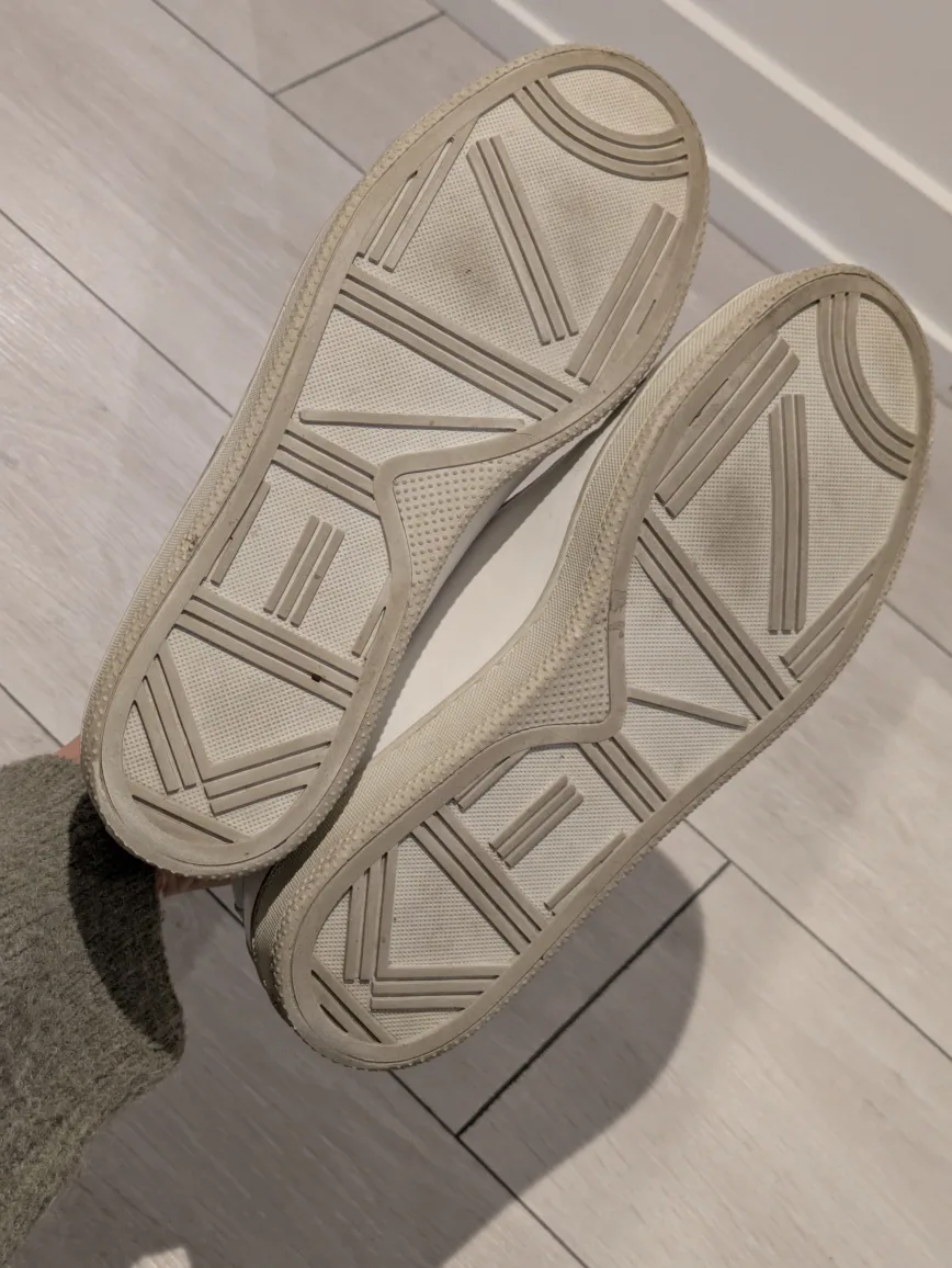 Designer Kenzo Tennix Leather Sneakers - Size 41 image indicator(4)