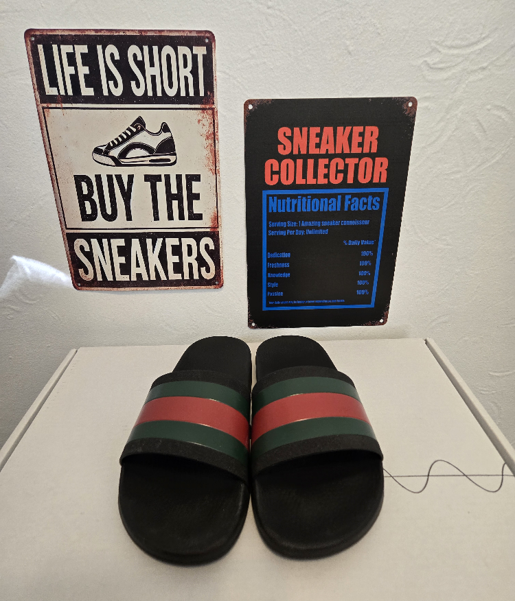 Gucci Black Slides - photo 2