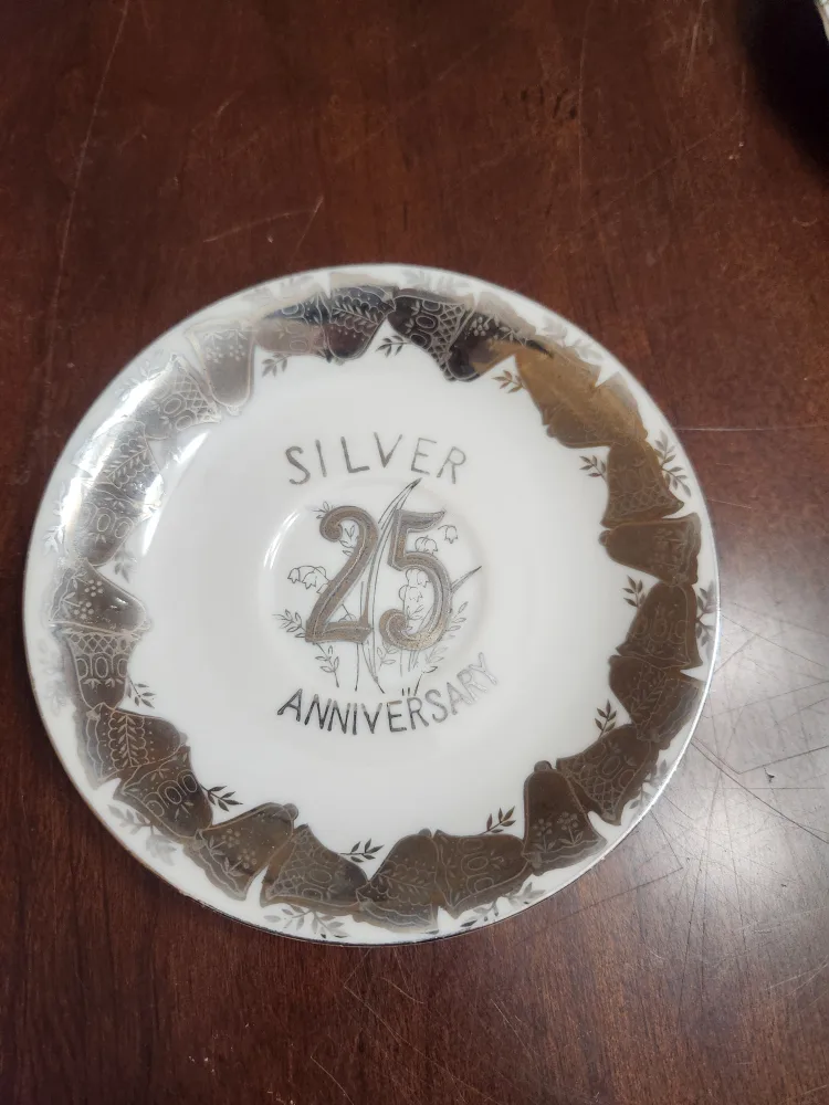 Vintage Queen Anne Silver Lace Teacup and Saucer image indicator(7)