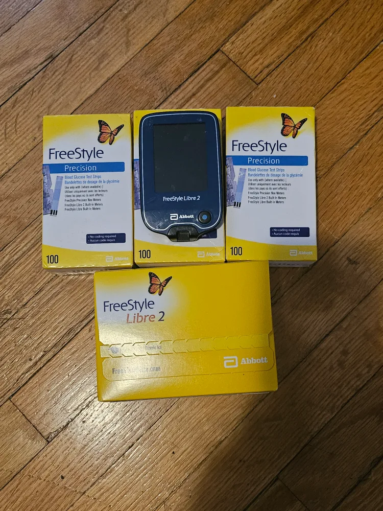 freestyle Libre 2 diabetic glucose sensors and test strips thumbnail