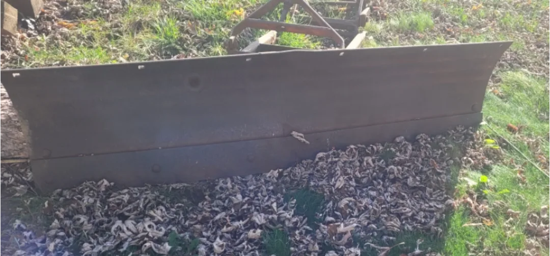 Antique Tractor Blade image indicator(2)