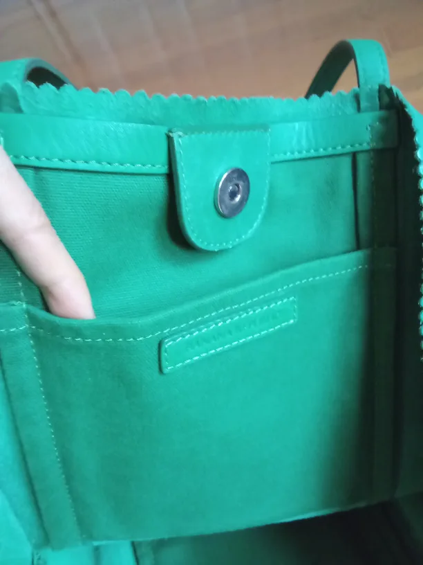 Banana Republic Leather Tote Bag Purse image indicator(8)