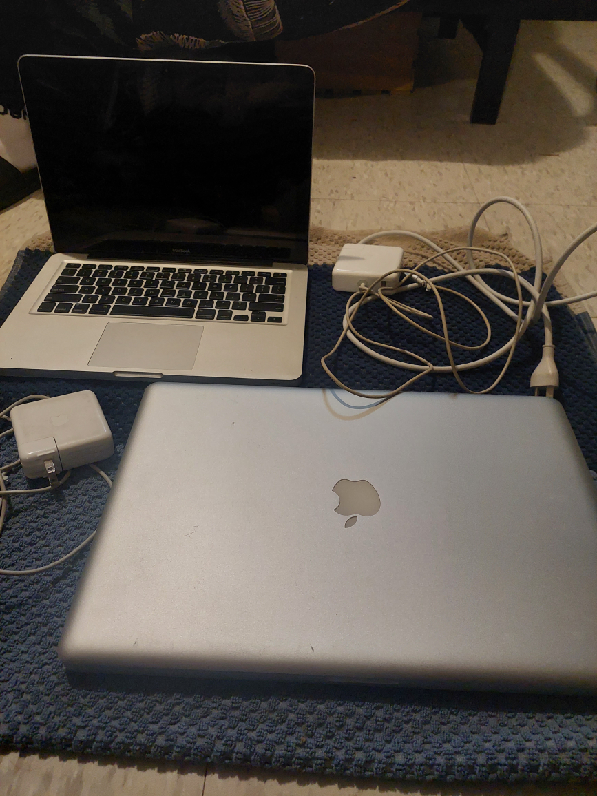 Two Apple MacBook Laptops - Bundle Deal! - photo 2