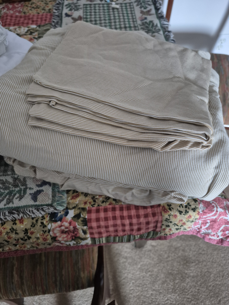 Bundle of Bedding – Twin size