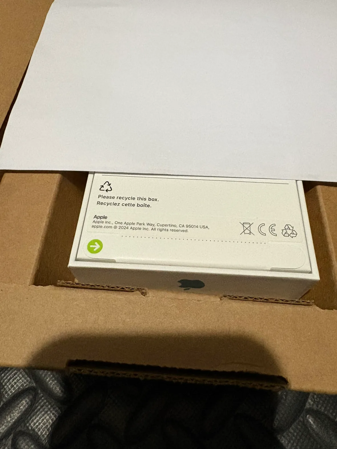 iPhone 16 sealed in box - 128g, teal image indicator(6)