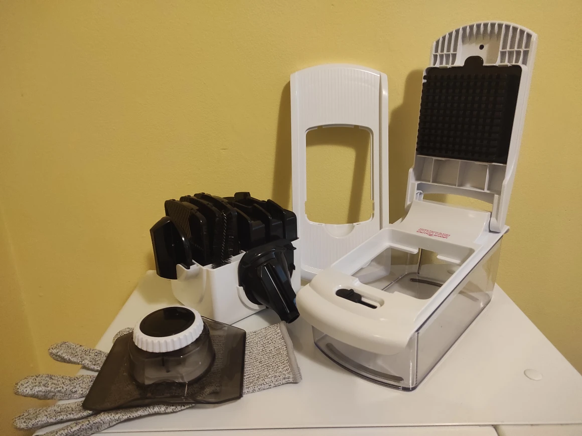 Fullstar 7 in 1 Chopper Pro Vegetable Slicer
