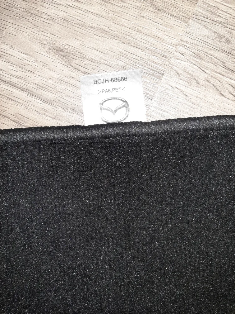 Mazda 3 Floor Mats - Set of 4 image indicator(3)