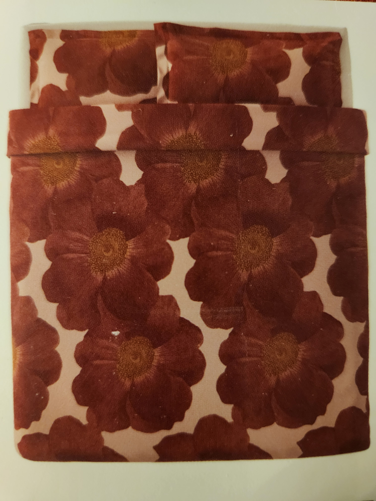 IKEA SVARTKLINT King Duvet Cover Set