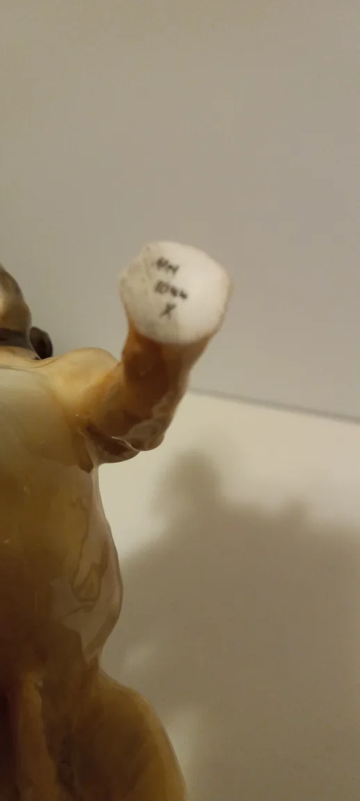 Royal doulton bull dog figurine image indicator(3)