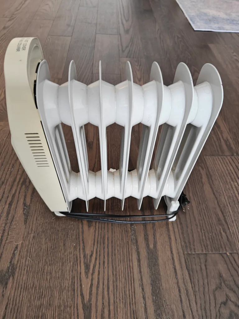 Airworks Oil Filled Radiator Heater image indicator(2)