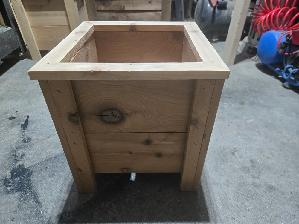 Wooden Planter Box image indicator(2)