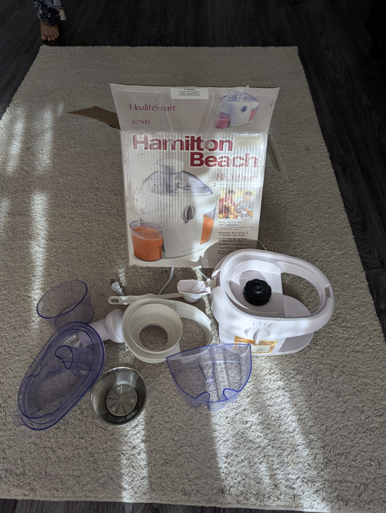 Hamilton Beach HealthSmart 67900 2-Speed Juice Extractor - photo 4