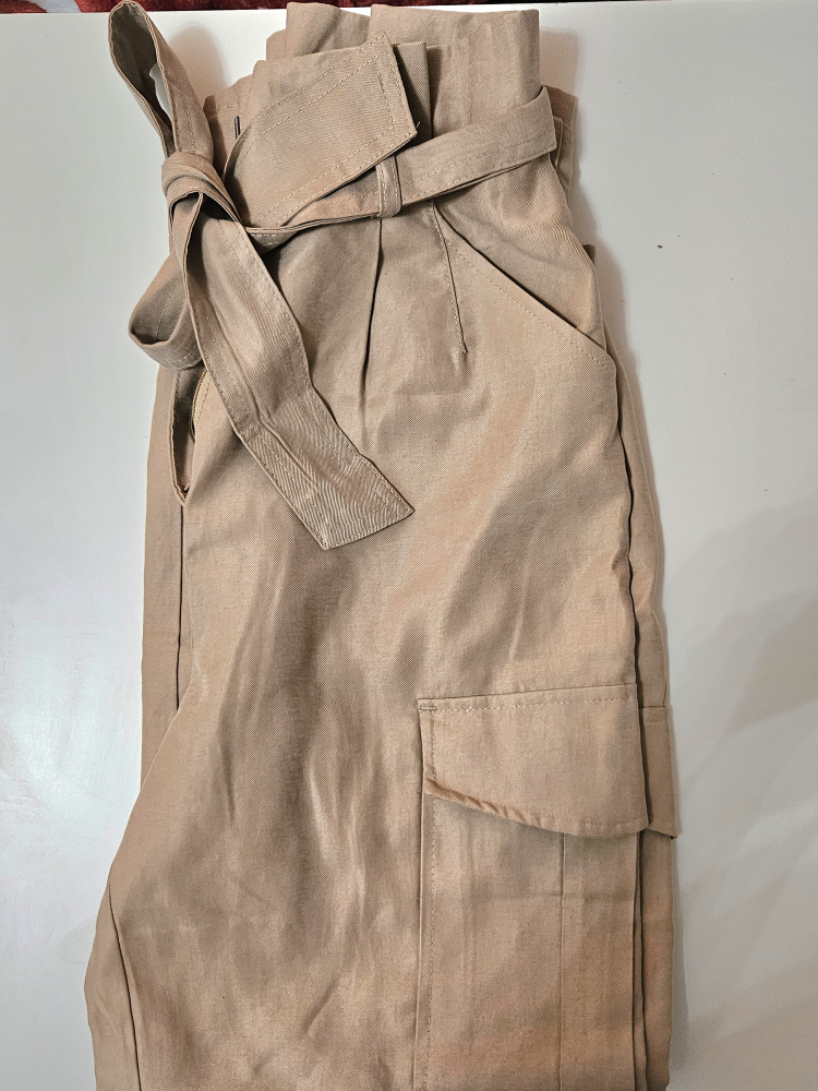 H&M Beige Cargo Pants - Size 2 - photo 3
