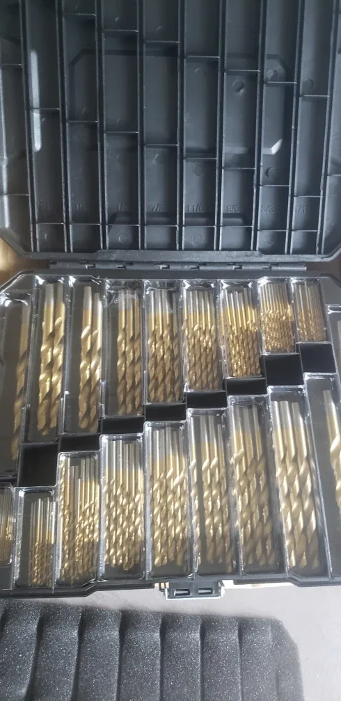 230-Piece Drill Bit Set with Case image indicator(4)
