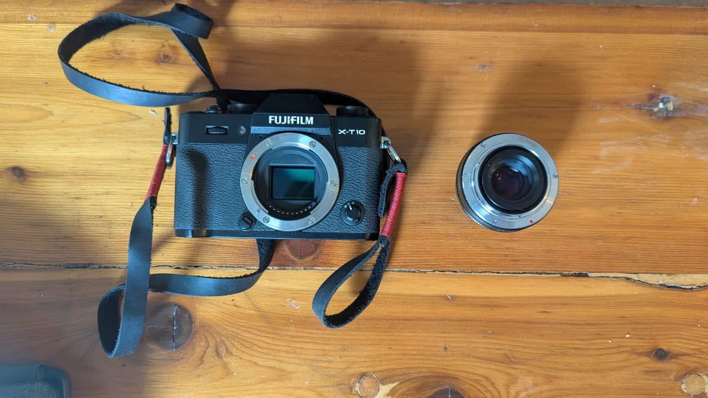 Fujifilm X-T10 Mirrorless Camera with Lens image indicator(5)