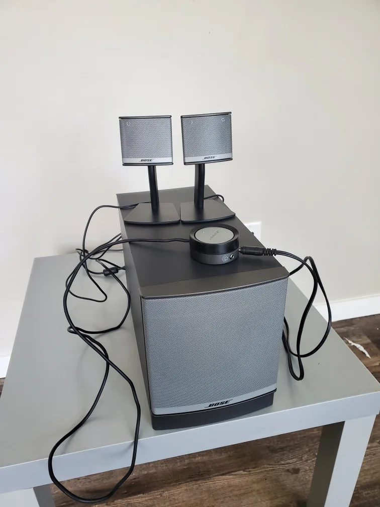 Bose Companion Speaker System 🏈 thumbnail
