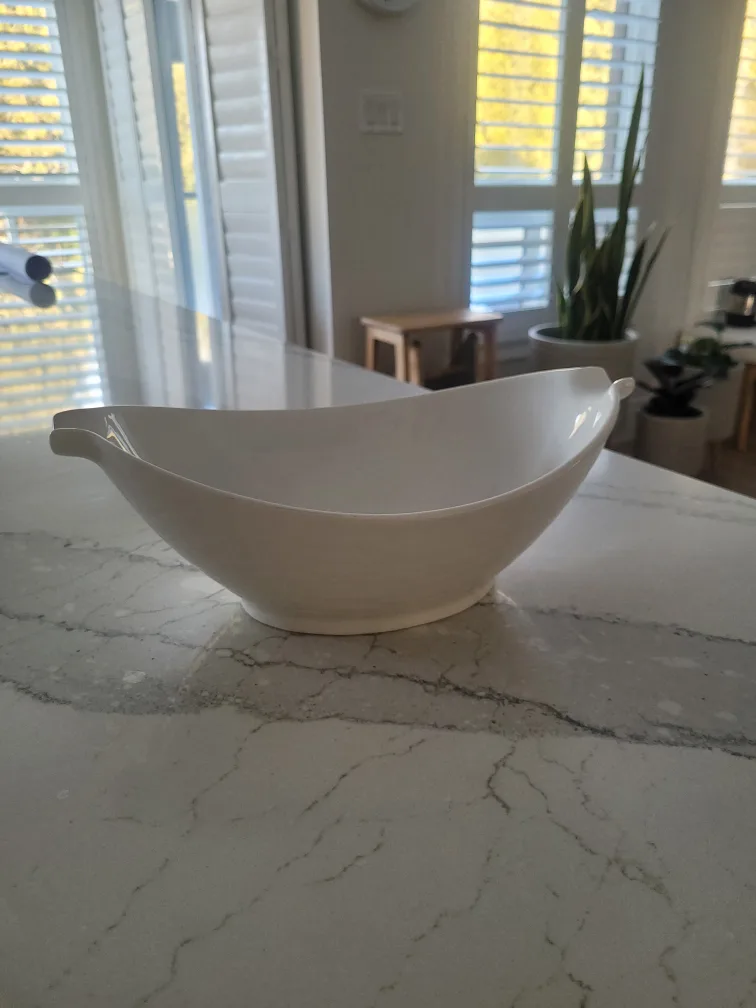 White Porcelain Serving Bowl image indicator(2)