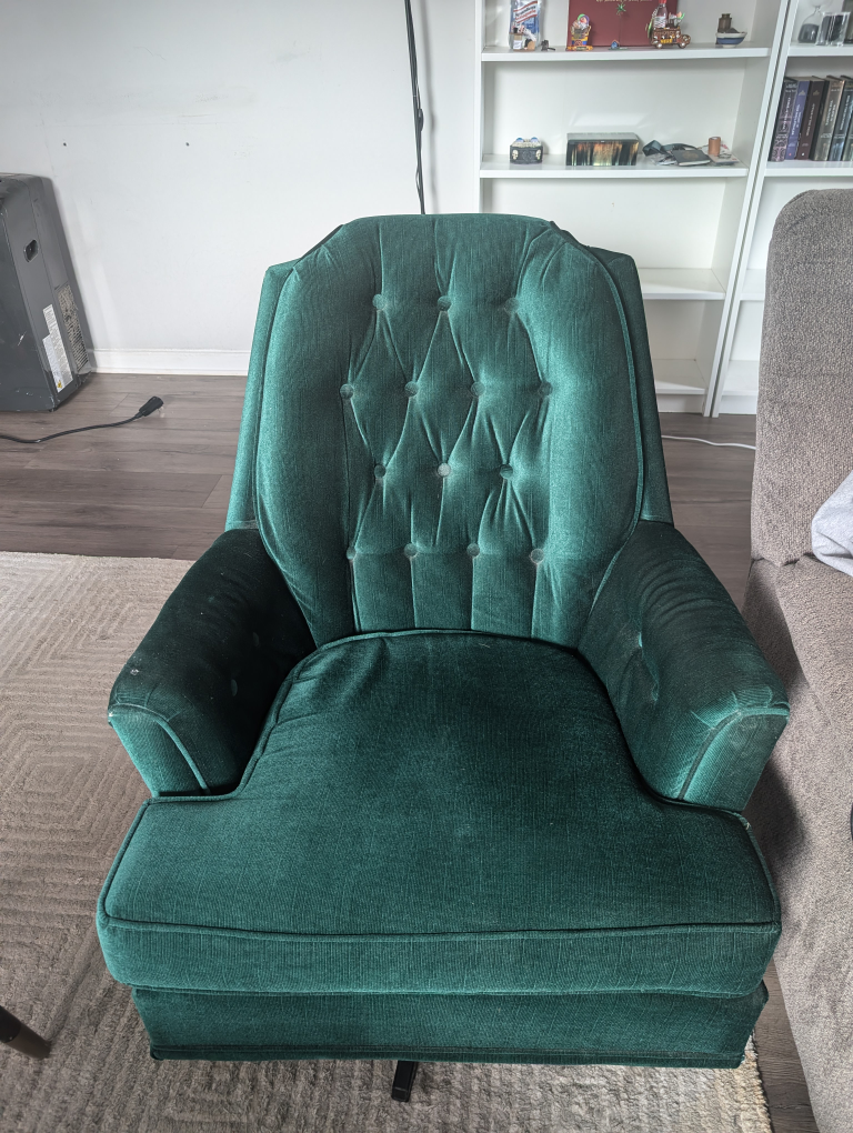 Moving Sale-Everything must go! - photo 2