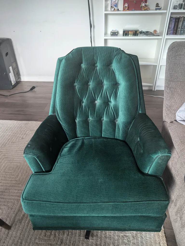 Moving Sale-Everything must go! image indicator(2)