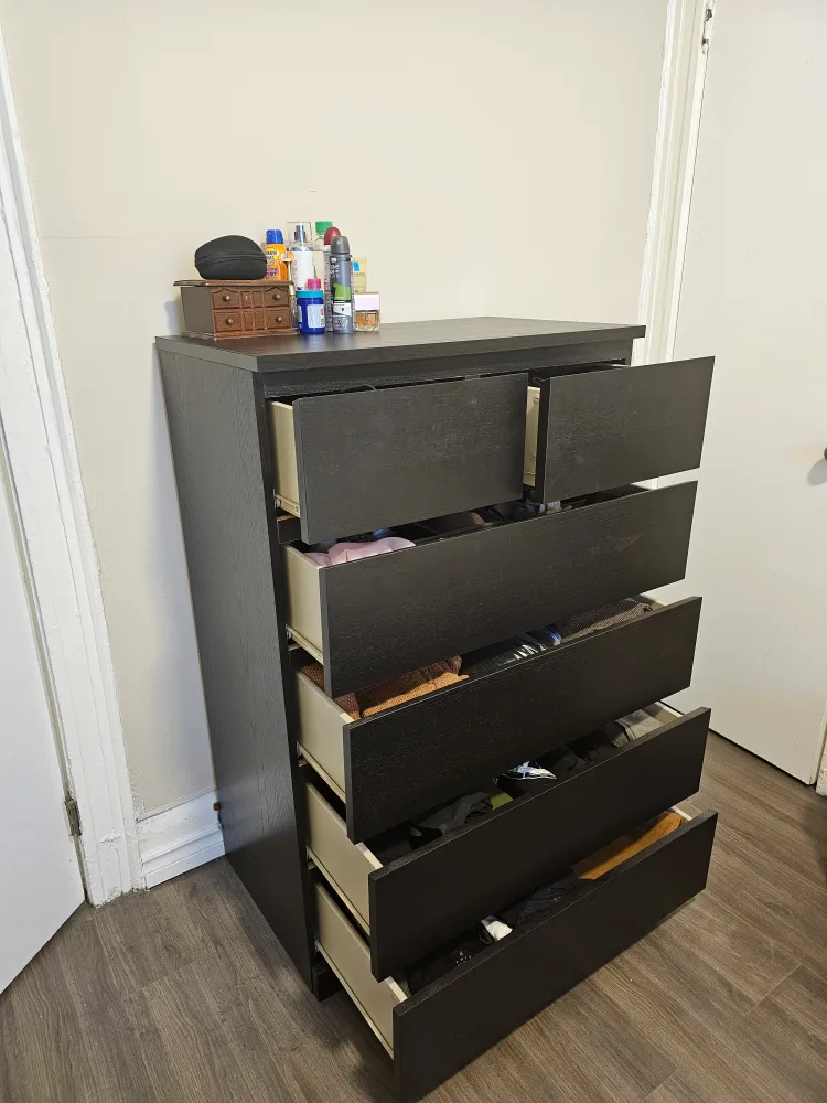 IKEA MALM 6-Drawer Chest, dark brown image indicator(4)