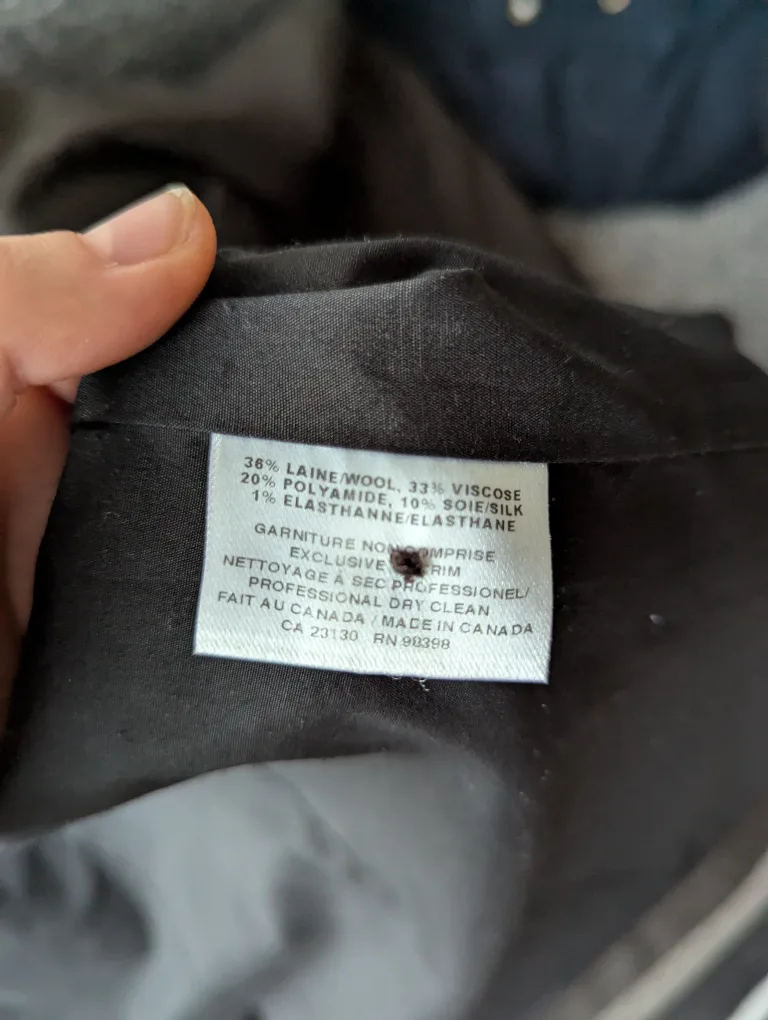 Judith & Charles 3/4 length Blazer, Size 8 image indicator(4)