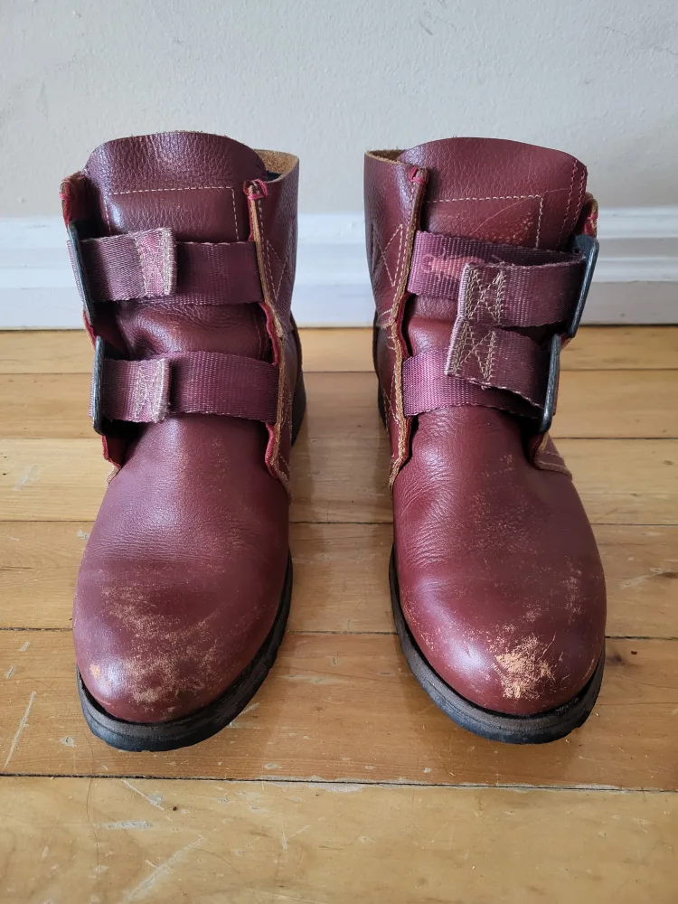 FLY of London, Designer Leather Boots (US7-7.5) image indicator(2)