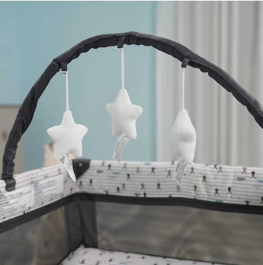 Pamo Babe Portable Playard with Toy Bar image indicator(3)