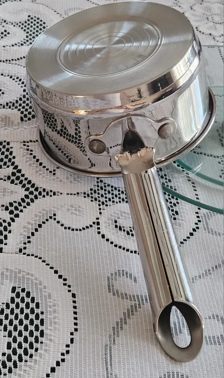 Vintage Stainless Steel 1Qt Saucepot image indicator(6)