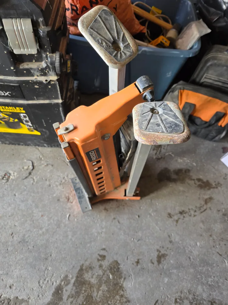 Used Bessey K Body Clamp image indicator(2)