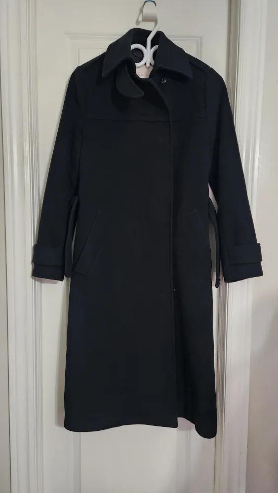 Black Babaton belted coat image indicator(3)