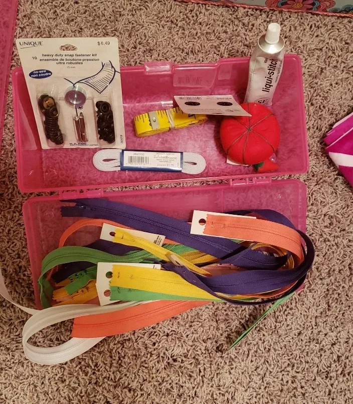Sewing Box  & Accessories image indicator(3)