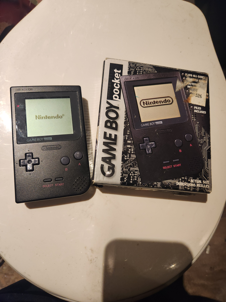 Vintage Nintendo Game Boy Pocket with Box