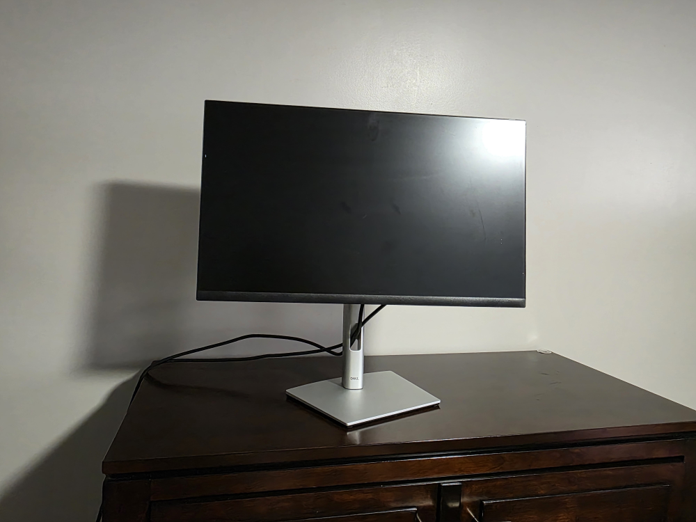 Dell 24 inch Monitor - photo 2