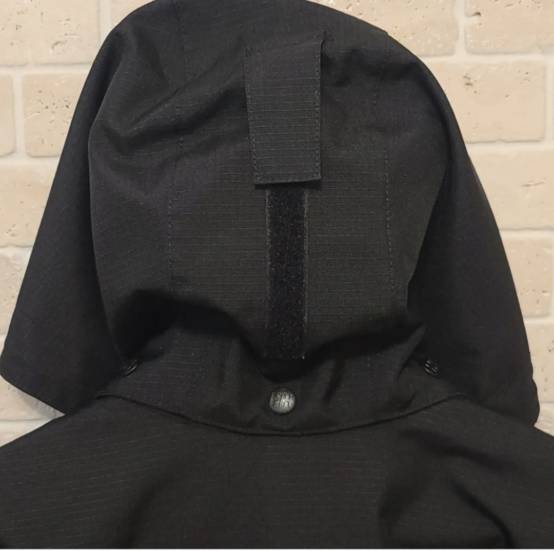 (Like New)Helly Hansen Rain Coat/Jacket (Work Wear) image indicator(8)